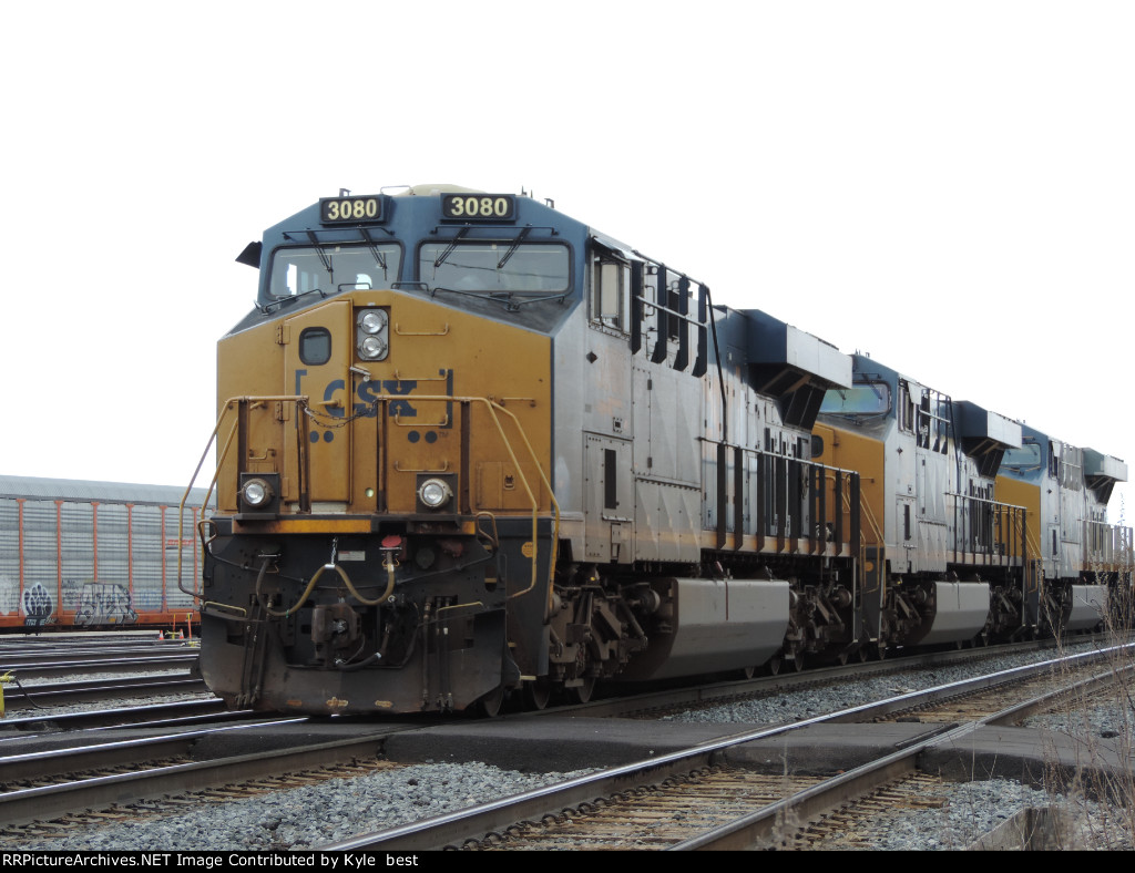 CSX 3080 on I009 